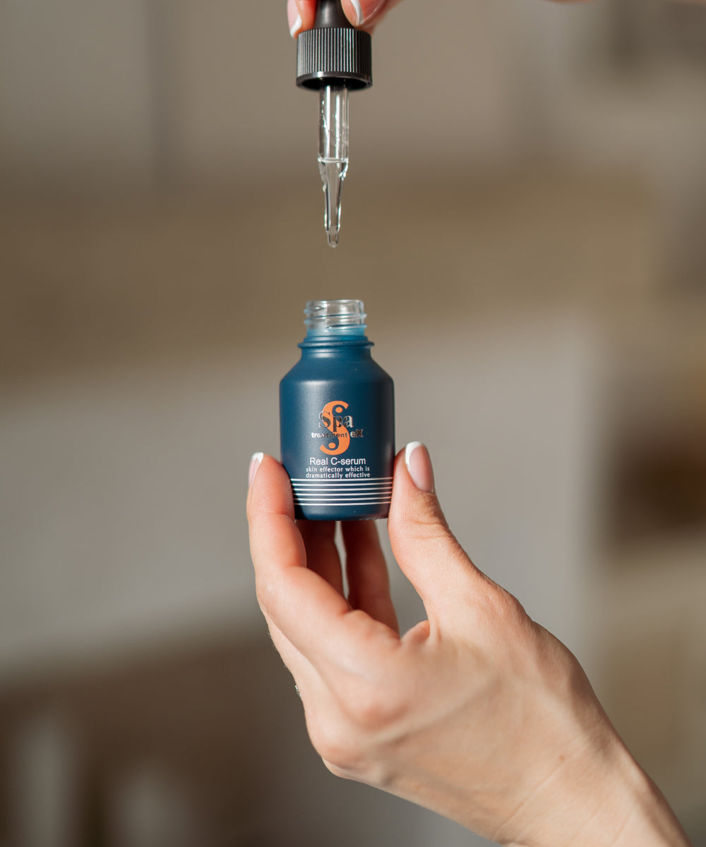 Spa-Treatment-Real-C-Serum-